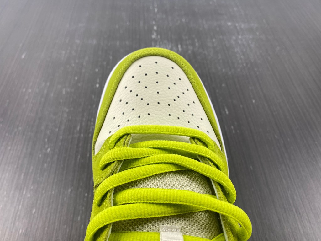 Dunk Low DM0807-300